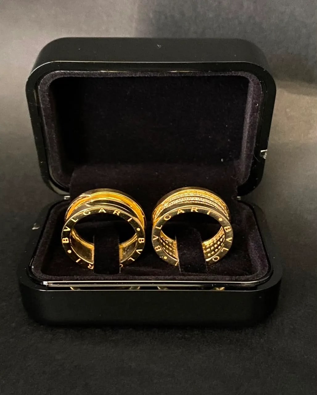 Par de Alianças Bvlgari 80 Diamantes em Ouro 18k 750