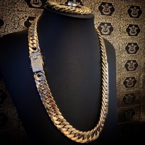 Conjunto Grumet Duplo 250 Gramas Fechos Cravejados com 200 diamantes em Ouro 18k 750 - Imagem 4