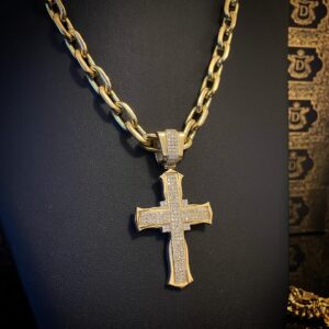 Pingente Crucifixo Pavê de Diamantes 30 Gramas 2 CT Ouro 18k 750