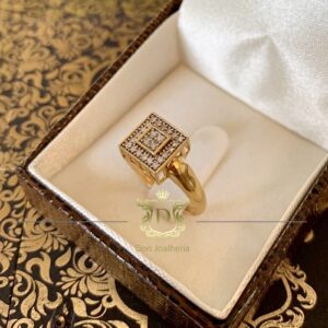 Anel Quadrado Pavê 3 Gramas 24 Diamantes em Ouro 18k 750 - Imagem 7