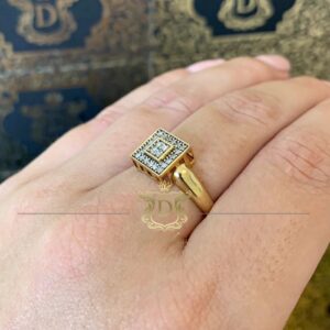 Anel Quadrado Pavê 3 Gramas 24 Diamantes em Ouro 18k 750 - Imagem 4
