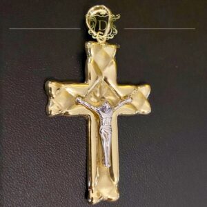 Pingente Crucifixo com Jesus 6 Gramas em Ouro 18k 750