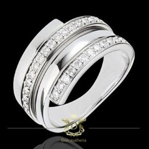 Anel Pavê em Ouro Branco 18k 750 com 22 Diamantes