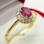 Anel Solitário Rubi e Diamantes em Ouro 18k 750