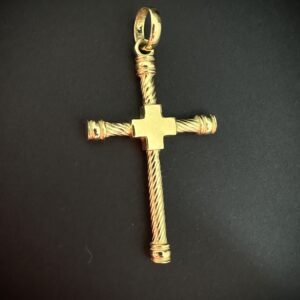 Pingente Crucifixo Ouro 18k 16 gramas