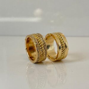 Par de Alianças Trançada 30 Gramas 0,84Ct em Ouro 18k 750 - Imagem 1