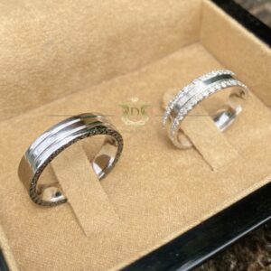 Par de Alianças 15 gramas Diamantes Black and White em Ouro Branco 18k - Imagem 4