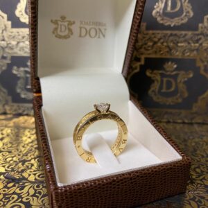 Anel Solitário 0,8 CT Modelo Bvlgari Ouro 18k 750 - Imagem 1