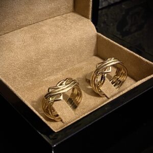 Par de Alianças Trançadas 15 Gramas em Ouro 18k 750 - Imagem 1