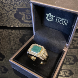 Anel Esmeralda e Diamantes em Ouro 18k 750 - Image 1