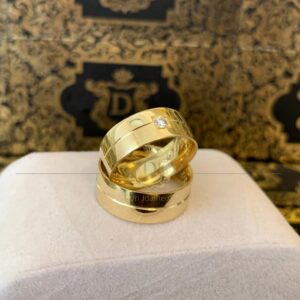 Par de Alianças 15 Gramas com Diamante 0,5CT em Ouro 18k 750 - Imagem 4