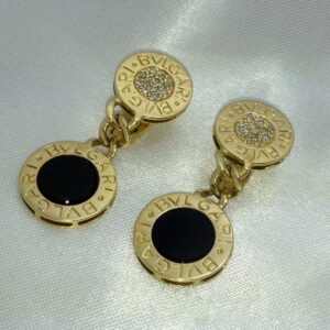 Par de Brincos Inspiração Bvlgari Diamantes e Ônix Ouro 18k 750 - Image 1