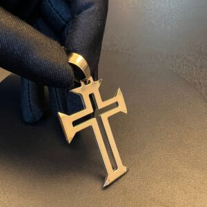 Pingente Crucifixo Romano Ouro 18k 10 gramas